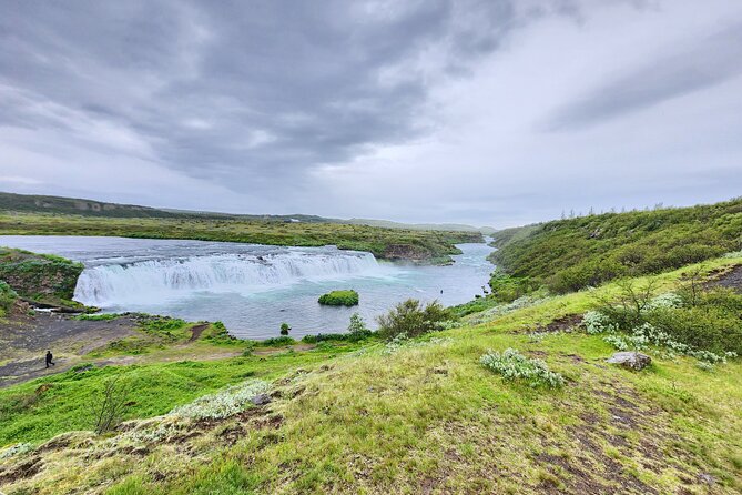 Explore Golden Circle Private Tour Up to 7 Passengers Included - Personal Expenses and Food/Beverage Not Included