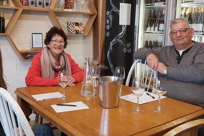 Explore Hahndorf & Barossa Valley (Including Lunch and Wineries) - Lunch