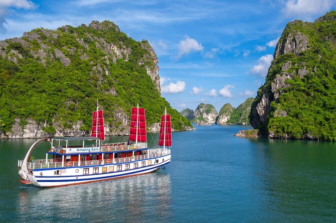 Explore Halong Day Luxury Tour - Limousine Transfer, Cave & Kayak - Cave Exploration