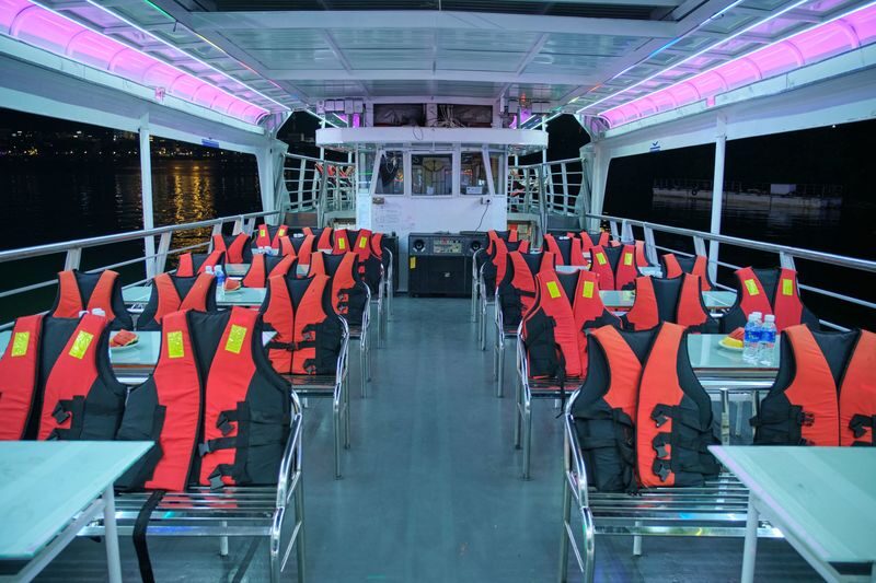 Explore Han River by Night by 7STARS Cruise Da Nang - Families, access, and comfort