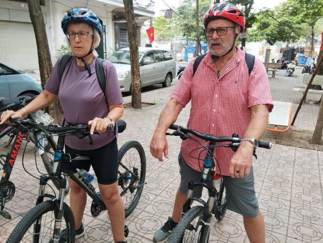 Explore Hanoi Down Town and Countryside Biking Tour - Included Features