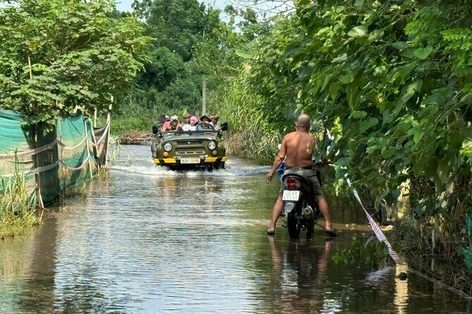 Explore Hanoi Secret Spots and Train Street - Who Will Enjoy This Tour?