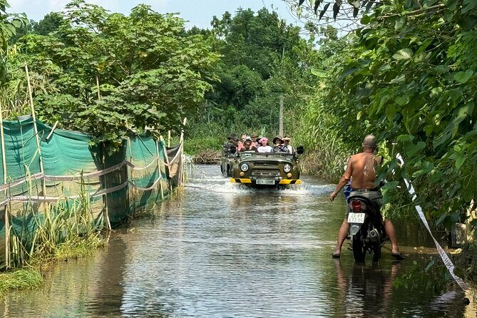 Explore Hanoi Secret Spots and Train Street - FAQ