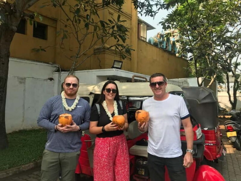 Explore Highlight Colombo with Group of Travelers - Good To Know