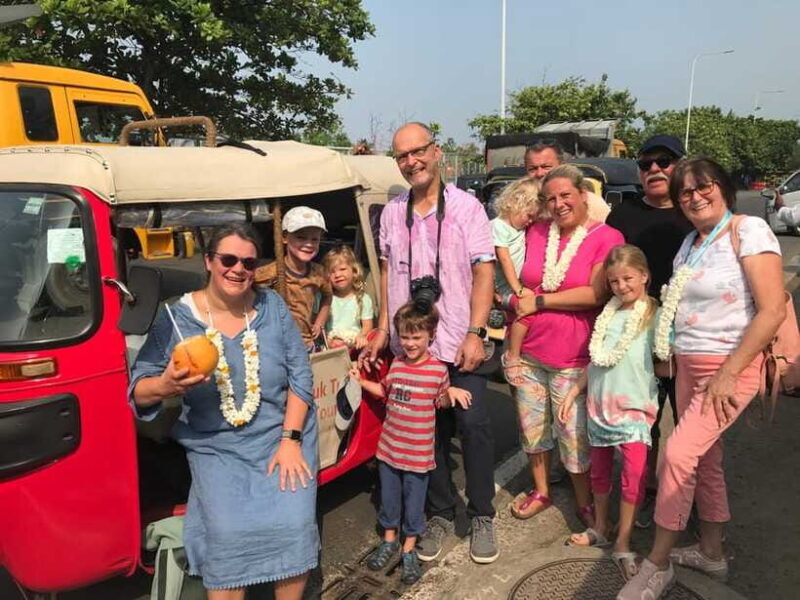 Explore Highlight Colombo with Group of Travelers - Pricing and Value: Is it Worth It?