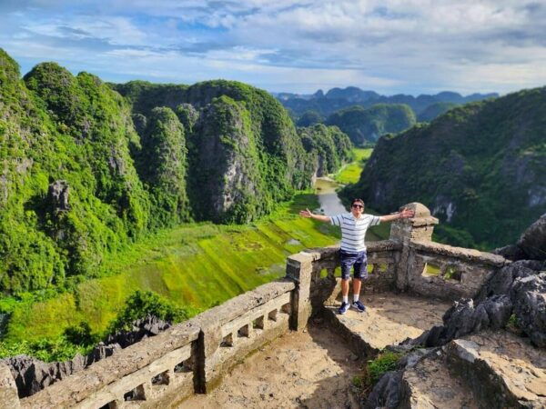 Explore Hoa Lu Ancient Capital, Tam Coc Boat Ride & Mua Cave - Dress Code Guidelines