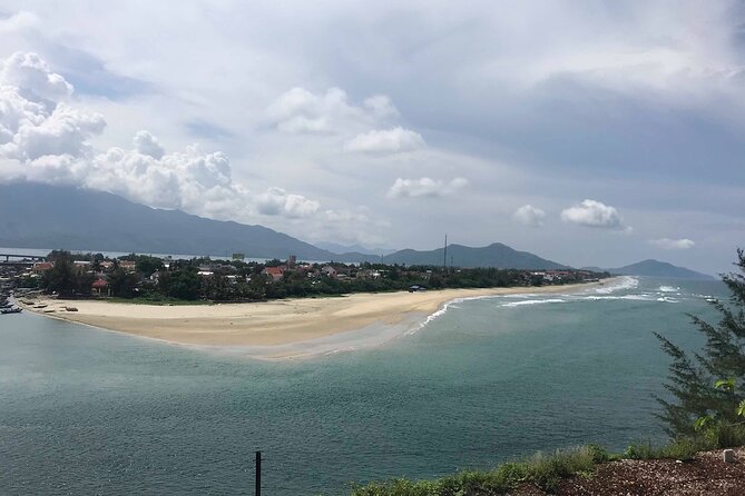 Explore Hue Imperial City- Royal Kings Tomb and Pagoda From Hoi An/ Da Nang - Pagoda Trail: Discover Spiritual Serenity