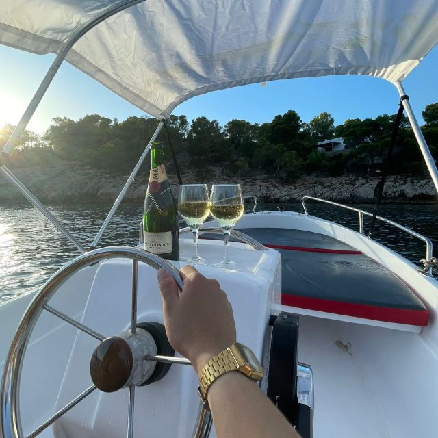 Explore Ibizas Hidden Coves: No-License Boat Rental - North Route: Highlights and Attractions