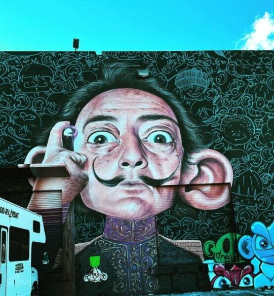 Explore in the Vibrant Art Scene of Wynwood Art Private Tour - The Sum Up