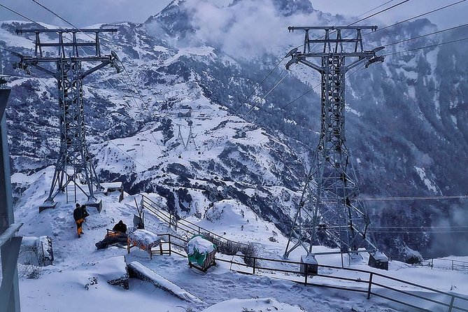 Explore Kalinchok - 2 Days - Day 2: Hiking and Natural Beauty