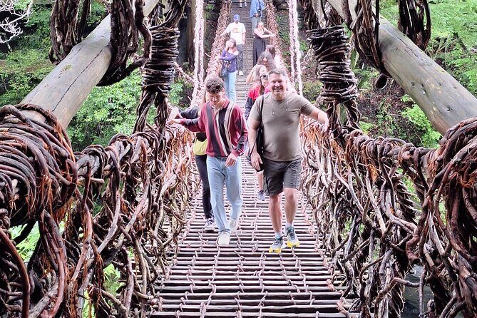 Explore Kochi: private tour by Car with licensed guide - Optional Add-Ons: Hidden Waterfalls and Scenic Valleys