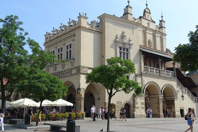 Explore Krakow in a Day: Private Full-Day Walking Tour - What to Bring