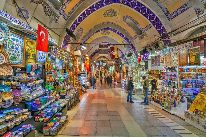 Explore Local Markets and Bazaars From Cairo - Exploring Traditional Souks and Stalls