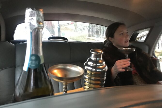 Explore London Historical Sites in a Classic 1950's Vintage Car - Vintage Car Selection