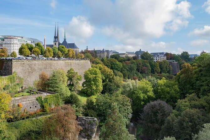 Explore Luxembourg in 1 Hour With a Local - Cancellation Policy
