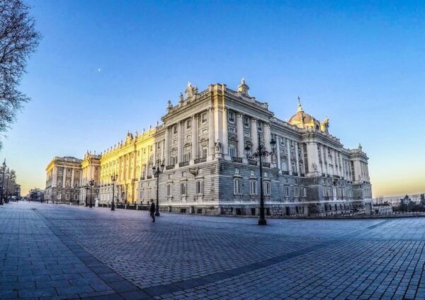Explore Majesty: Royal Palace Madrid - Getting There