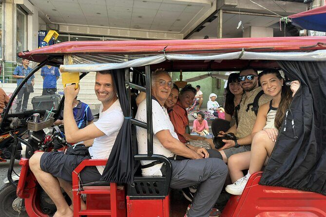 Explore Manila Slums and Hidden Market - Frequently Asked Questions