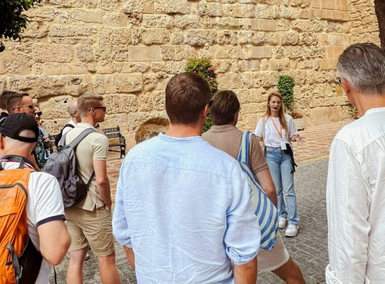 Explore Marbella Old Town: Private Guided Walking Tour - Exploring Orange Square (Plaza De Los Naranjos)