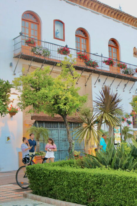 Explore Marbella Old Town: Private Guided Walking Tour - Booking and Availability
