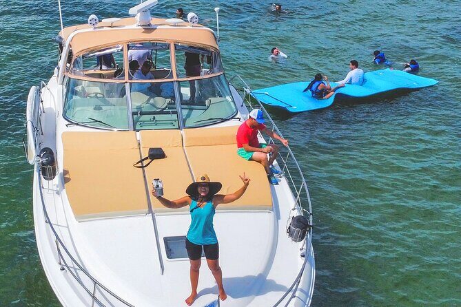 Explore Miami on a beautiful 45' Yacht - Exploring Miami on a 45 Yacht: A Deep Dive into This Luxurious Water Adventure