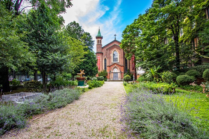 Explore Milan in 90 Minutes With a Local - Tour Pricing and Booking Details