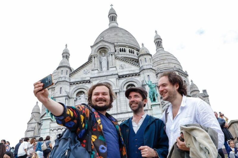 Explore Montmartre of the Impressionists With an Actor-Guide - Explore the Iconic Sites of the Artists Haunts