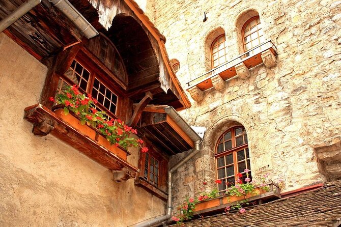 Explore Montreux in 1 Hour With a Local - Pricing and Booking Details