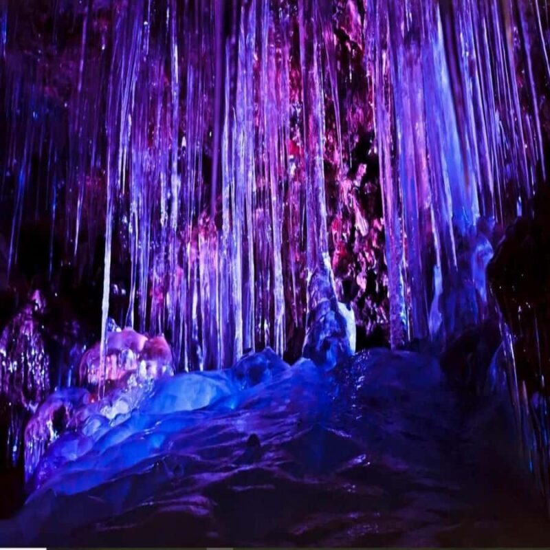 Explore Mount Fuji: Private Tour with English Guide - Chureito Pagoda: Iconic Photo Spot