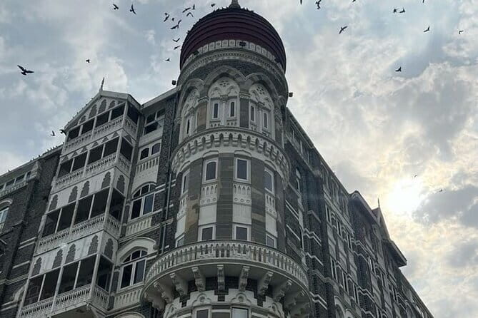 Explore Mumbai Iconic Landmarks and Hidden Gems - Practical Details and Logistics