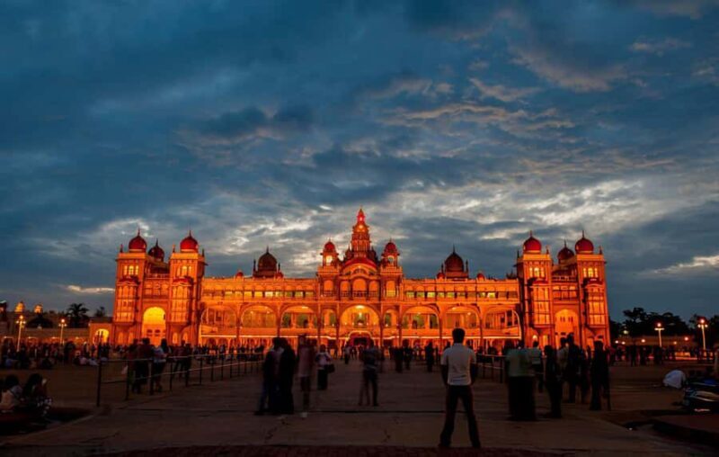Explore Mysore in Nightlights: Guided Tour by Foot - FAQ