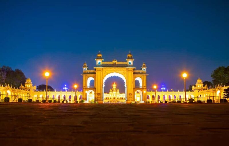 Explore Mysore in Nightlights: Guided Tour by Foot - Practical Details and Considerations