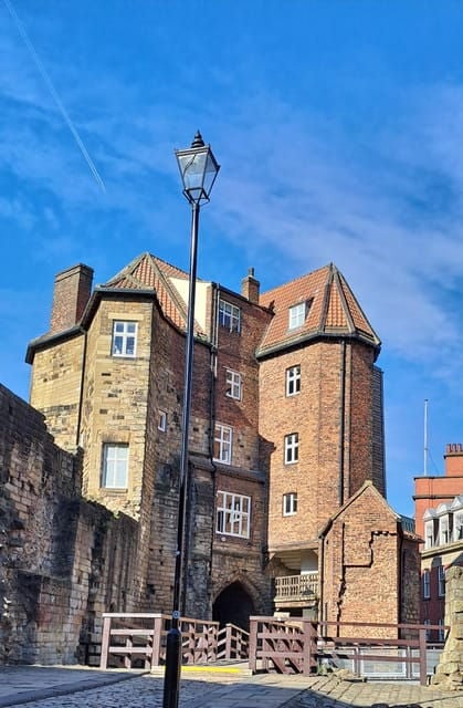 Explore Newcastle: 2 hour City Tours in Italian or English - Good To Know