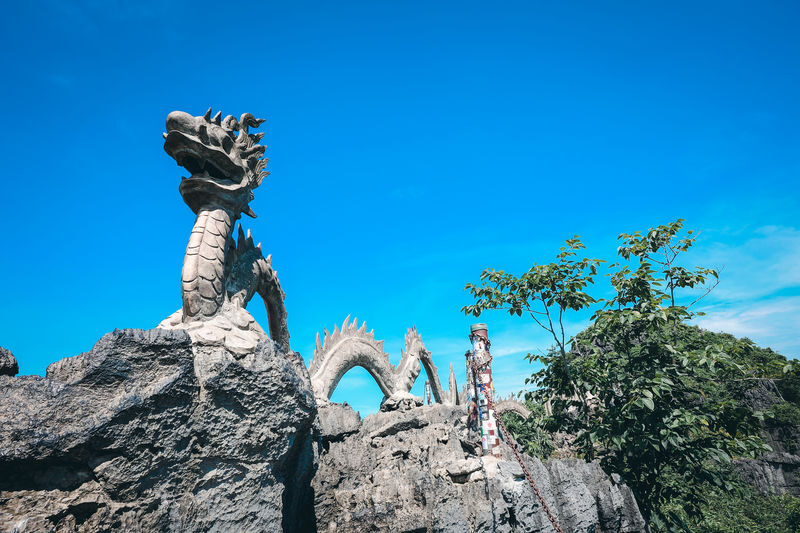 Explore Ninh Binhs Best: Hoa Lu, Tam Coc, and Mua Cave - At a glance