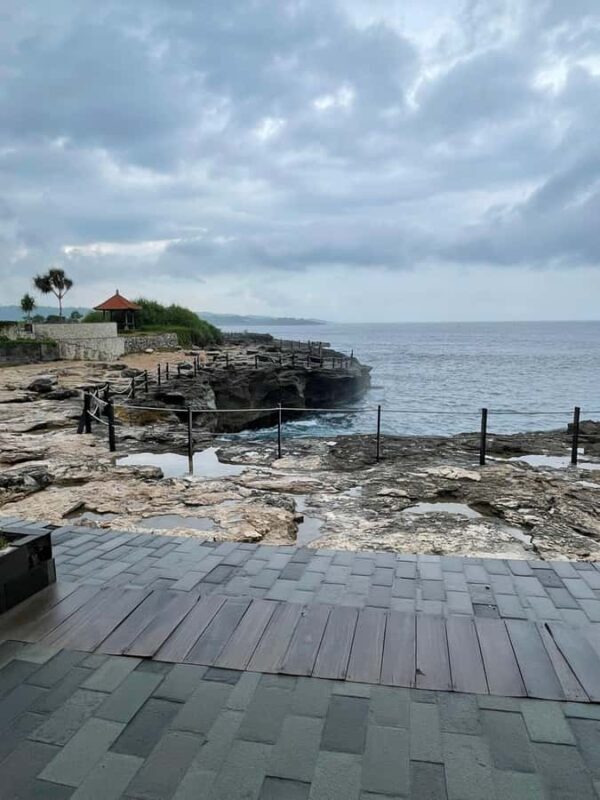 Explore Nusa Lembongan with Traditional Car & Local Guide - The Itinerary Breakdown: What You Can Expect on This Tour