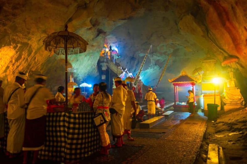 Explore Nusa Penida: Sightseeing Tour with a Local Guide - FAQs