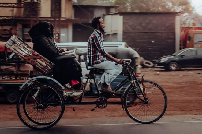 Explore Old Delhi in Tuk Tuk and New Delhi by Car - New Delhis Modern Marvels by Car