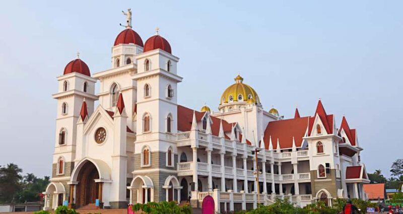 Explore Old Thiruvananthapuram: Guided Walking Tour by Foot - The Sum Up