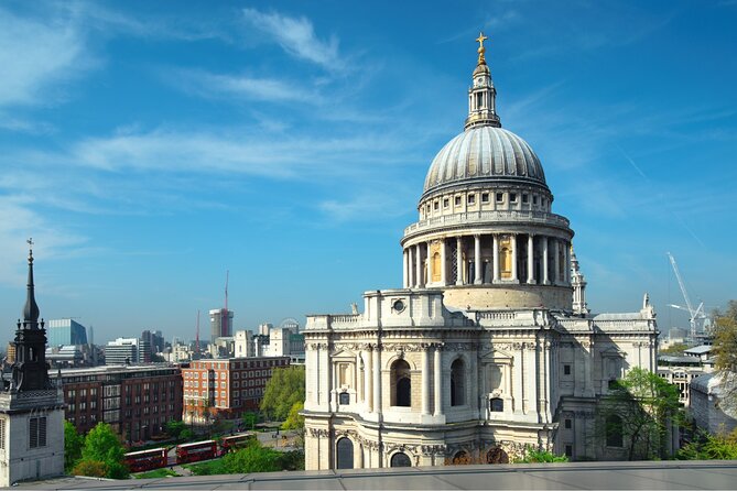 Explore Over 30 Prime London Locations With a Handy App - Meeting Point Details