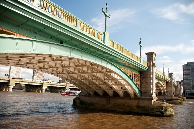 Explore Over 30 Prime London Locations With a Handy App - End Point Information