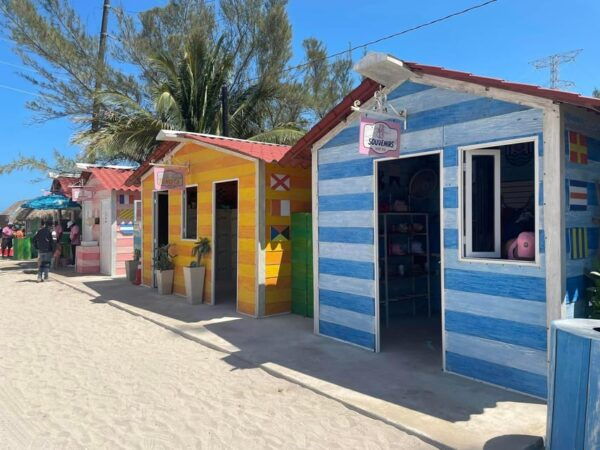 Explore Pig Beach, Corchito, Progreso & Isla Columpio - Transportation and Meeting Point