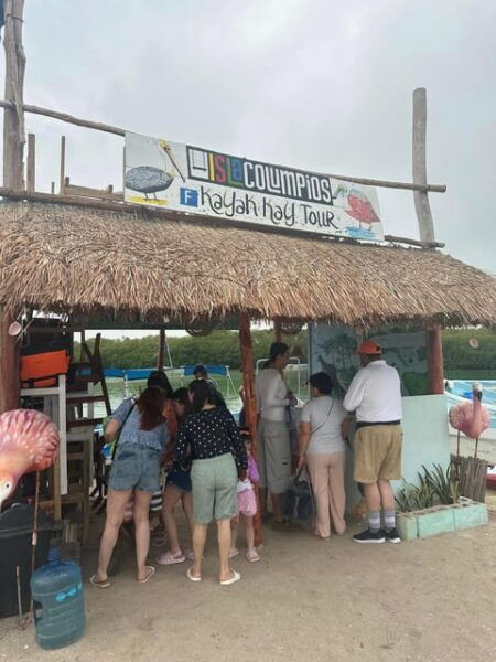 Explore Pig Beach, Corchito, Progreso & Isla Columpio - Tour Guide and Language