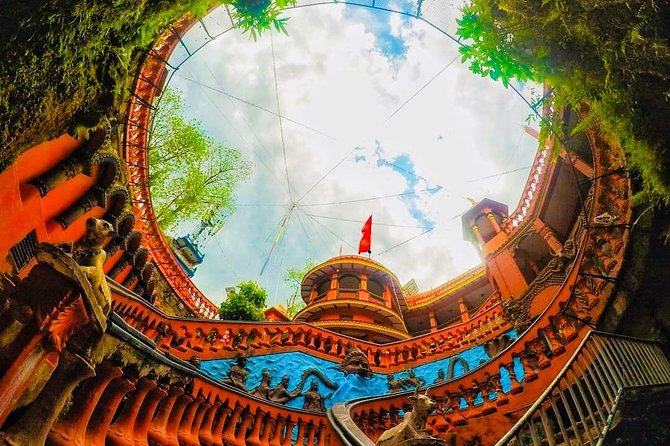 Explore Pokhara Natural Spots By Sharing Bus - The Sum Up