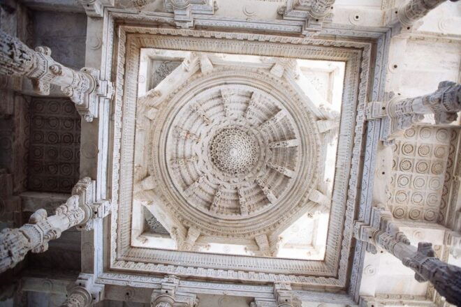 Explore Ranakpur Jain Temple From Udaipur With Jodhpur Drop - Itinerary Highlights