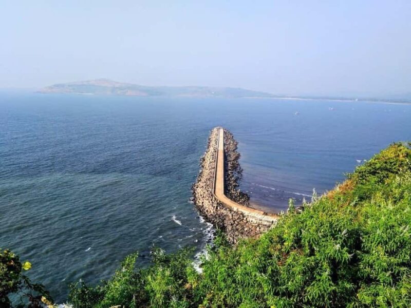 Explore Ratnagiri: A One-Day Tour of History, Sea & Sun - A Day of Discoveries in Ratnagiri