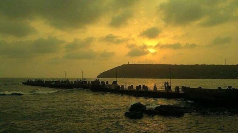 Explore Ratnagiri: A One-Day Tour of History, Sea & Sun - What Makes This Tour Stand Out?