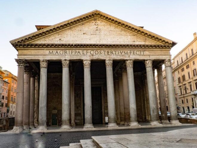 Explore Rome on a Guided Walking Tour With a Local Expert - Tour Experience