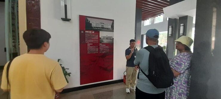 Explore Saigon City - Group Tour Halfday - Pickup and Drop-off