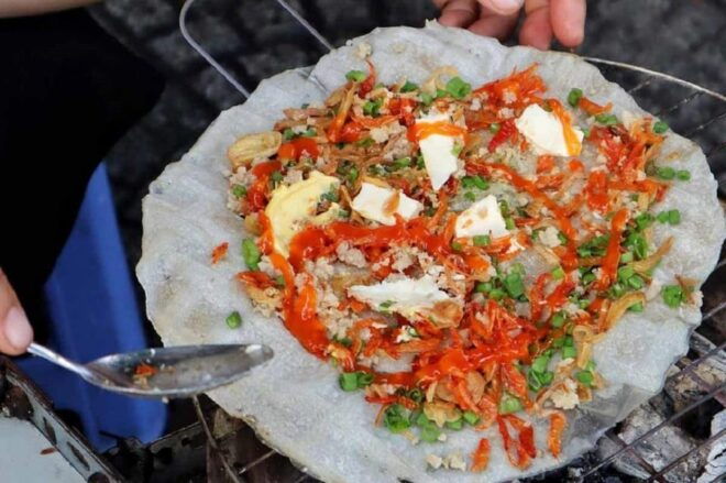 Explore Saigons Street Food: Travel by Motorbike or Car - Guided Experience Insights