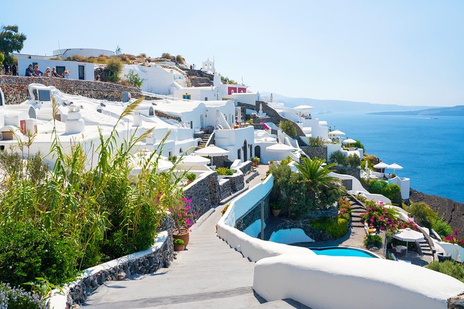 Explore Santorini With a Local - 4 Hours Private Tour - Tour Itinerary and Experience