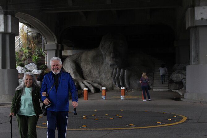 Explore Seattle in 4 Hours : Exclusive SUV Tour - An in-Depth Look at the Tour